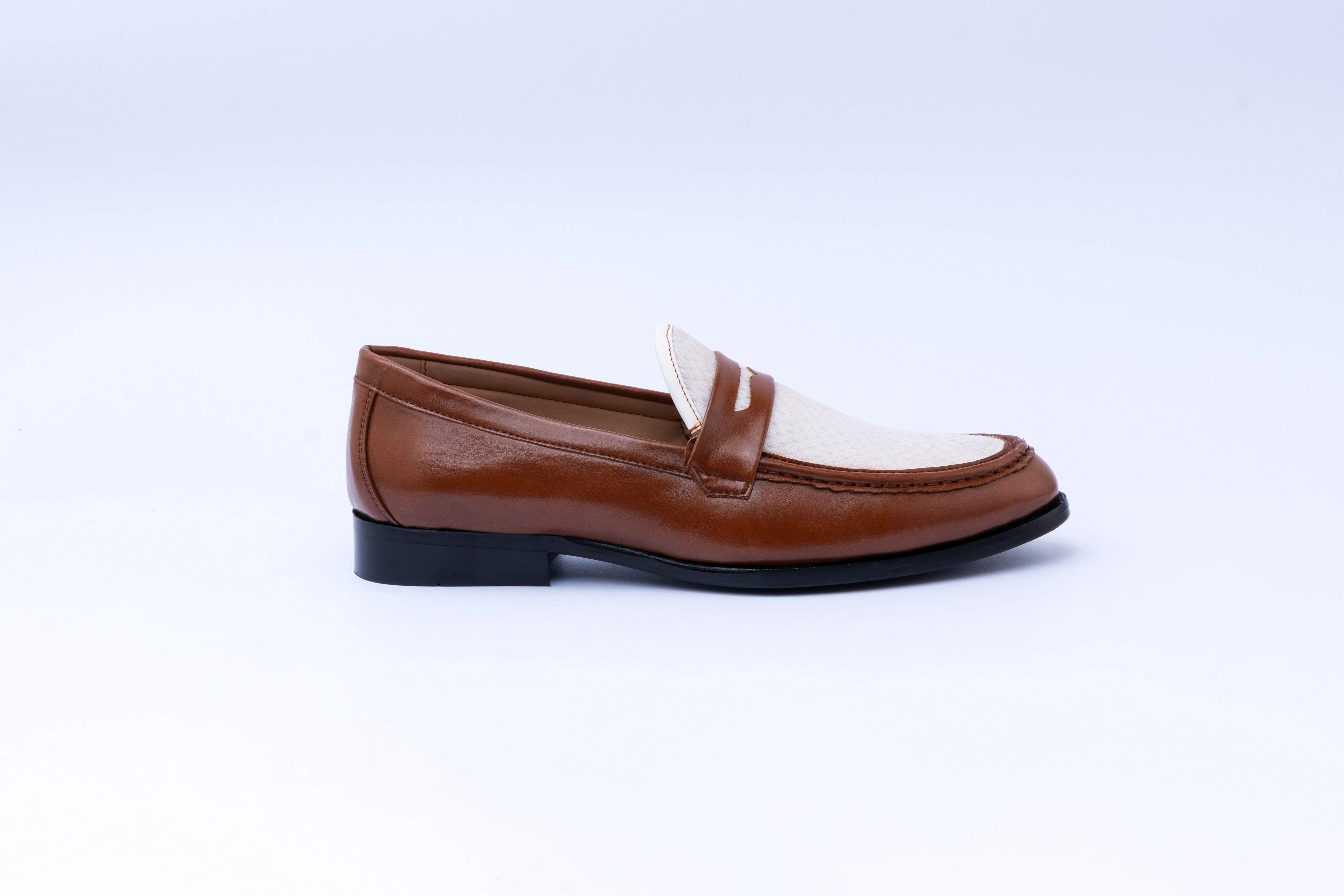 Penny loafers with mesh detail- Tan