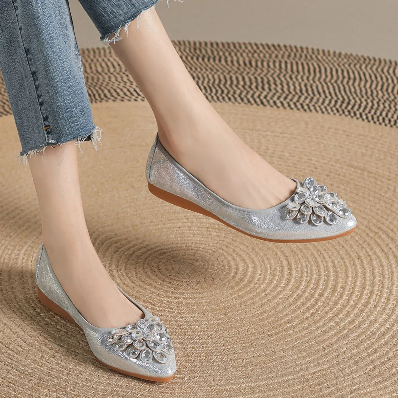 Women's Rhinestone Decor Ballet Flats Pointed Toe Soft-sole Slip Comfy Casual Shoes