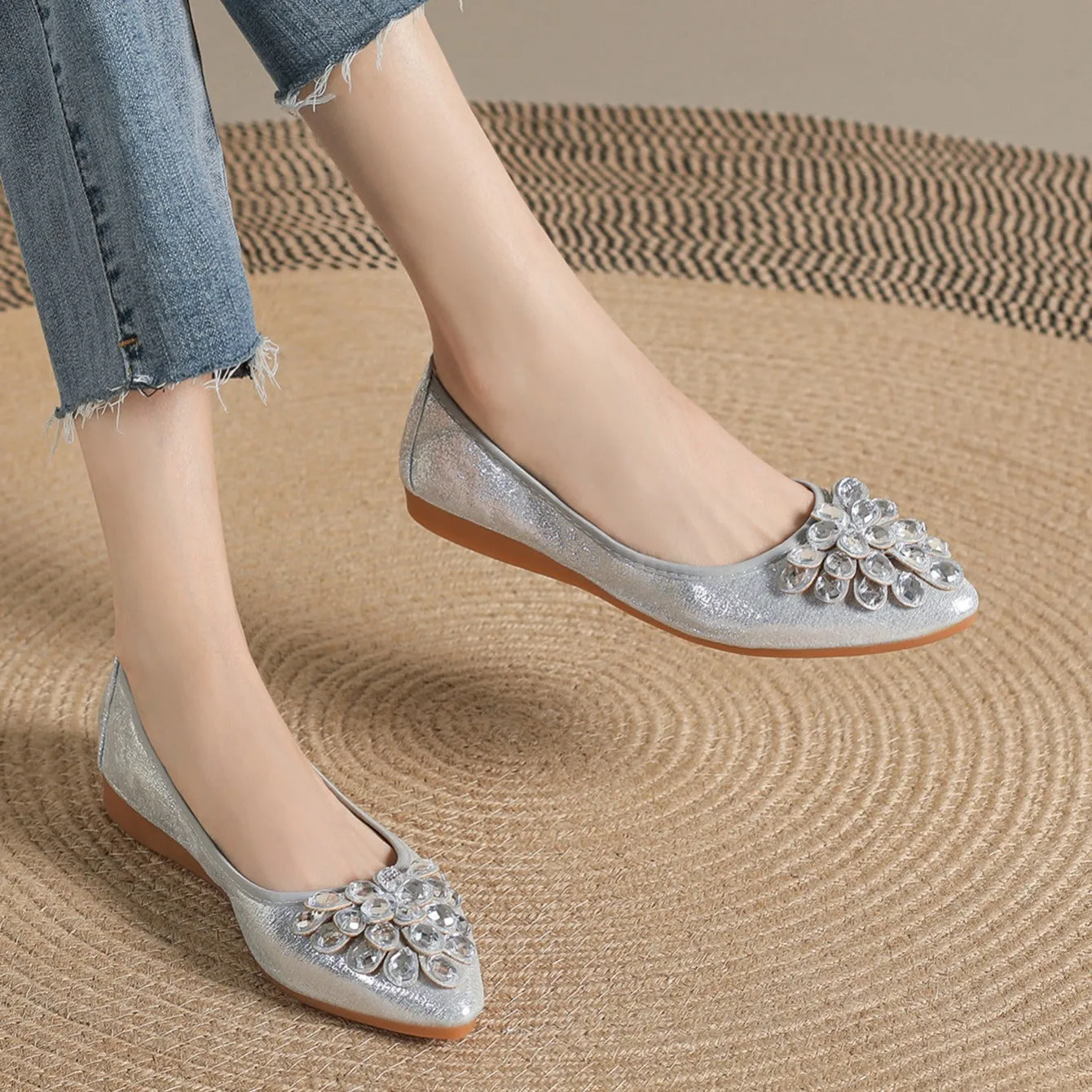 Women's Rhinestone Decor Ballet Flats Pointed Toe Soft-sole Slip Comfy Casual Shoes